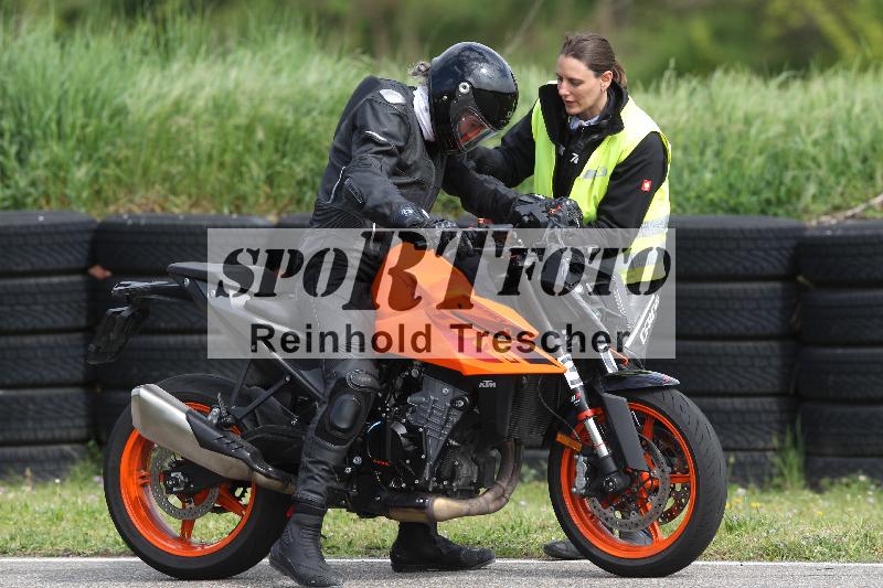 Archiv-2025/10 23.04.2025 Cornu Master School ADR/gruen-vert/30